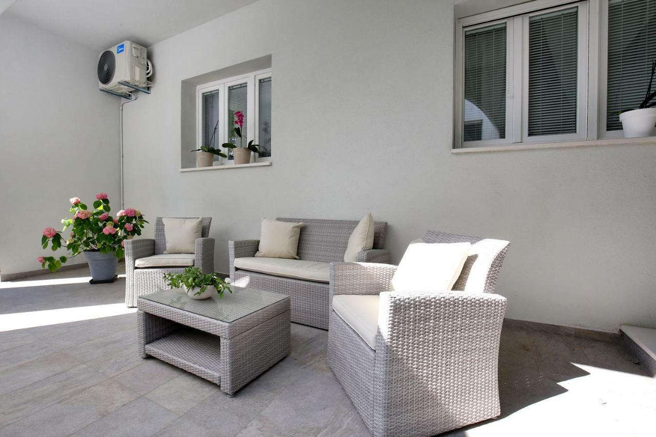 Apartments Ines มูร์แตร์ ภายนอก รูปภาพ