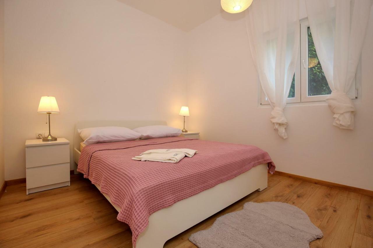 Apartments Ines มูร์แตร์ ภายนอก รูปภาพ