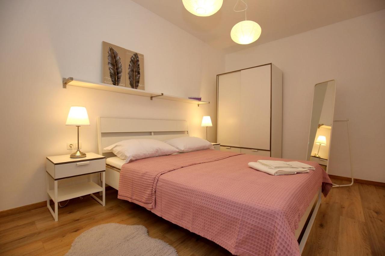 Apartments Ines มูร์แตร์ ภายนอก รูปภาพ